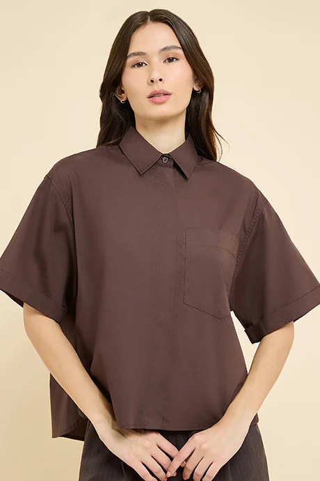 أر أند بي Solid Shirt with Classic Collar and Short Sleeves