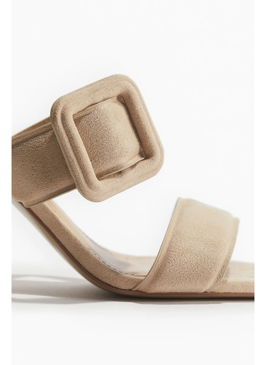 اتش اند ام Buckle-Detail Heeled Sandals