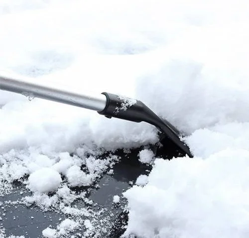 Polhammobile Polham 65CM Extendable and Shortenable Telescopic Vehicle Snow Brush and Snow Plow, Glass, Door Anti-Scratch Snow Brush