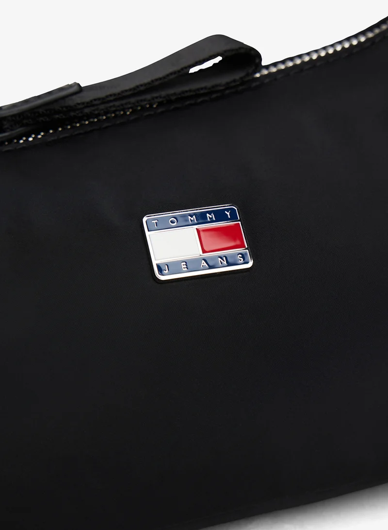 TOMMY JEANS Urban Shoulder Bag