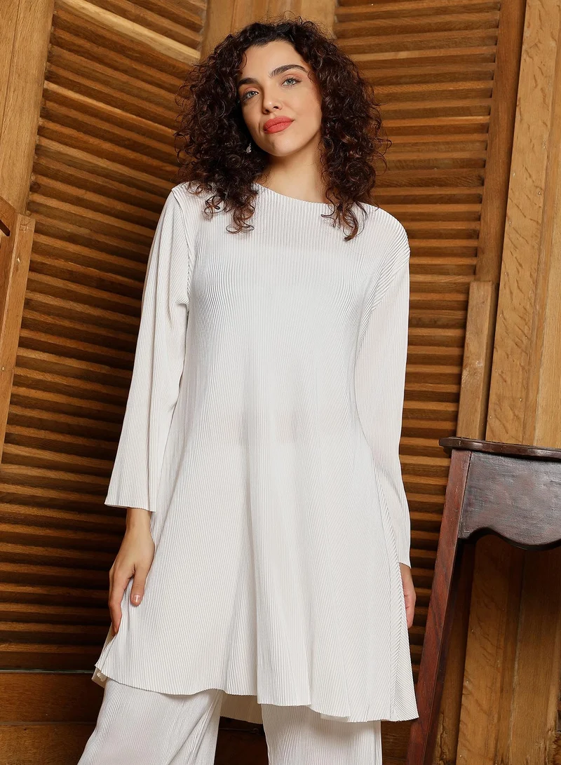 QISSA Women's Daisy White Accordian Kurta Set