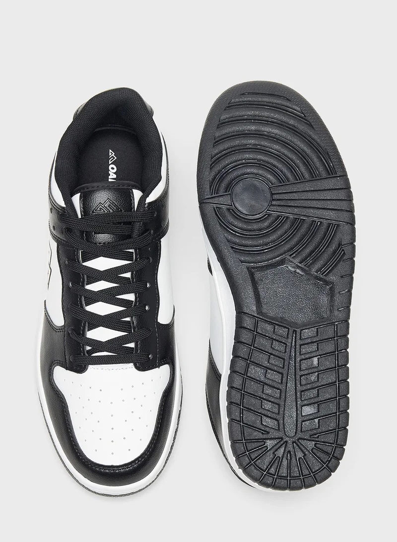 شو اكسبرس Lace Up Low Top Sneakers