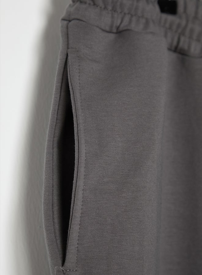 trendyol Smoked Plus Size Regular/Normal Cut Sweatpants with Stitching Detail TMNAW25AJ00009 - Image 3