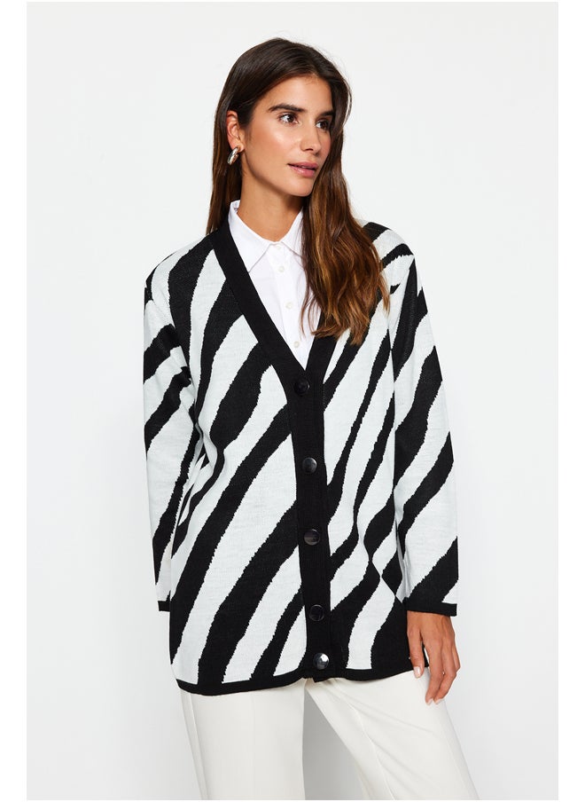 trendyol - Hijab Cardigan - Image 1