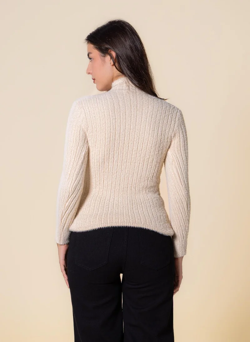 SHAPES DETAILED SOFT KNITTED TOP