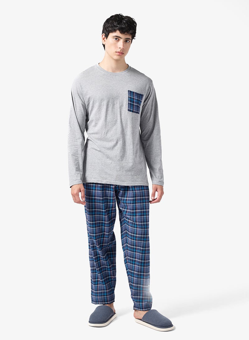 سفنتي فايف طقم بيجامة تي شيرت وبنطلون - Image 1