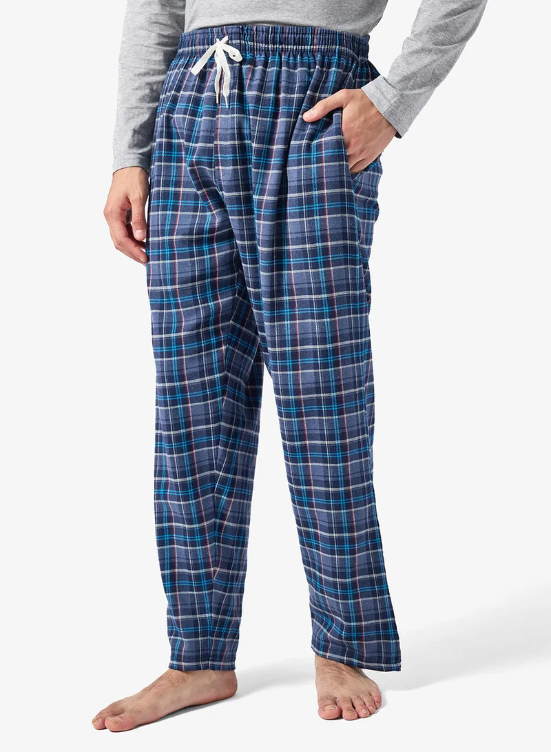 Seventy Five  Printed Long Sleeve T-Shirt And Checked Pyjamas Set for Men | Best Price UAE