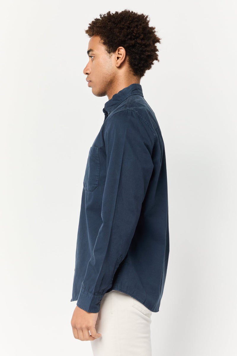 Celio قميص رجالي عادي بأكمام طويلة بلون سادة، كحلي - Image 3