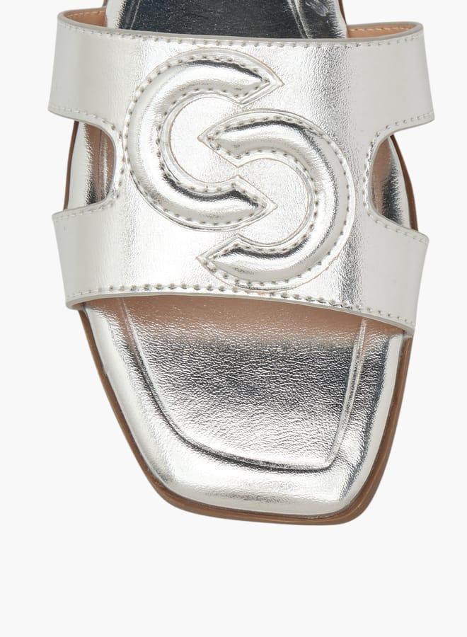 سيليست صنادل نسائية سهلة الارتداء بنقش الشعار - Image 4