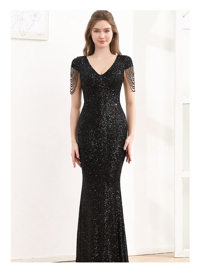 Madam Uniq Elegant Black Evening Gown with Mermaid Design  - Image 1