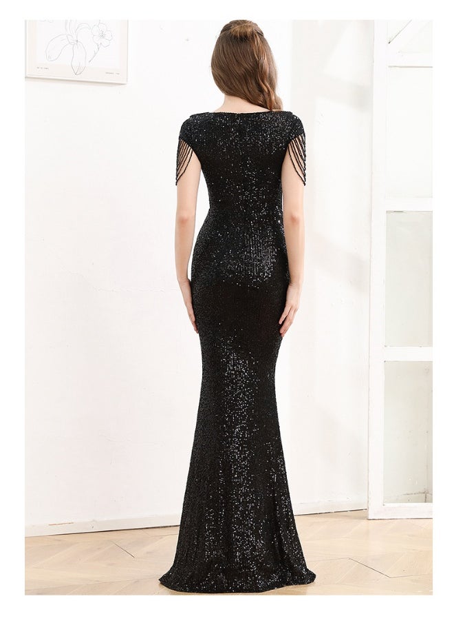 Madam Uniq Elegant Black Evening Gown with Mermaid Design  - Image 2