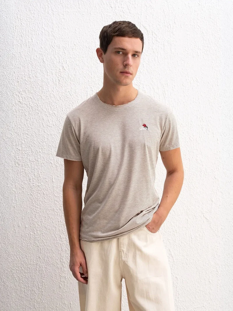 GIESTO Striped Crew Neck T-Shirt with Embroidery