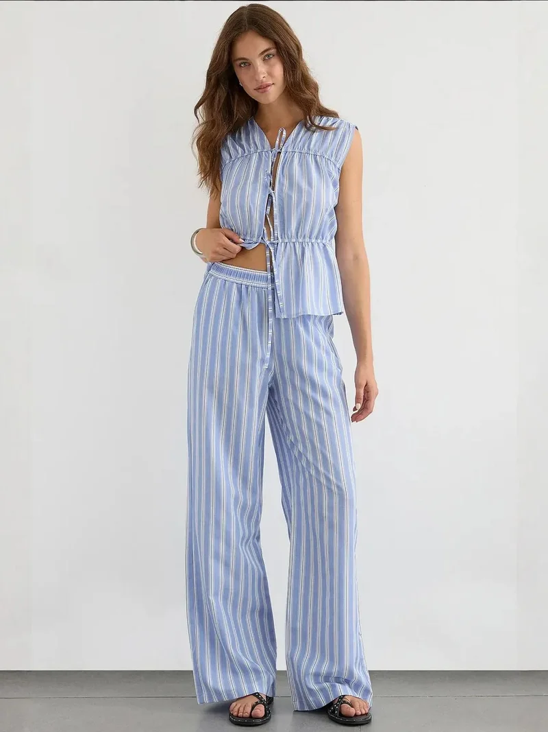 هيكاب بنطلون واسع مخطط بخصر مطاطي