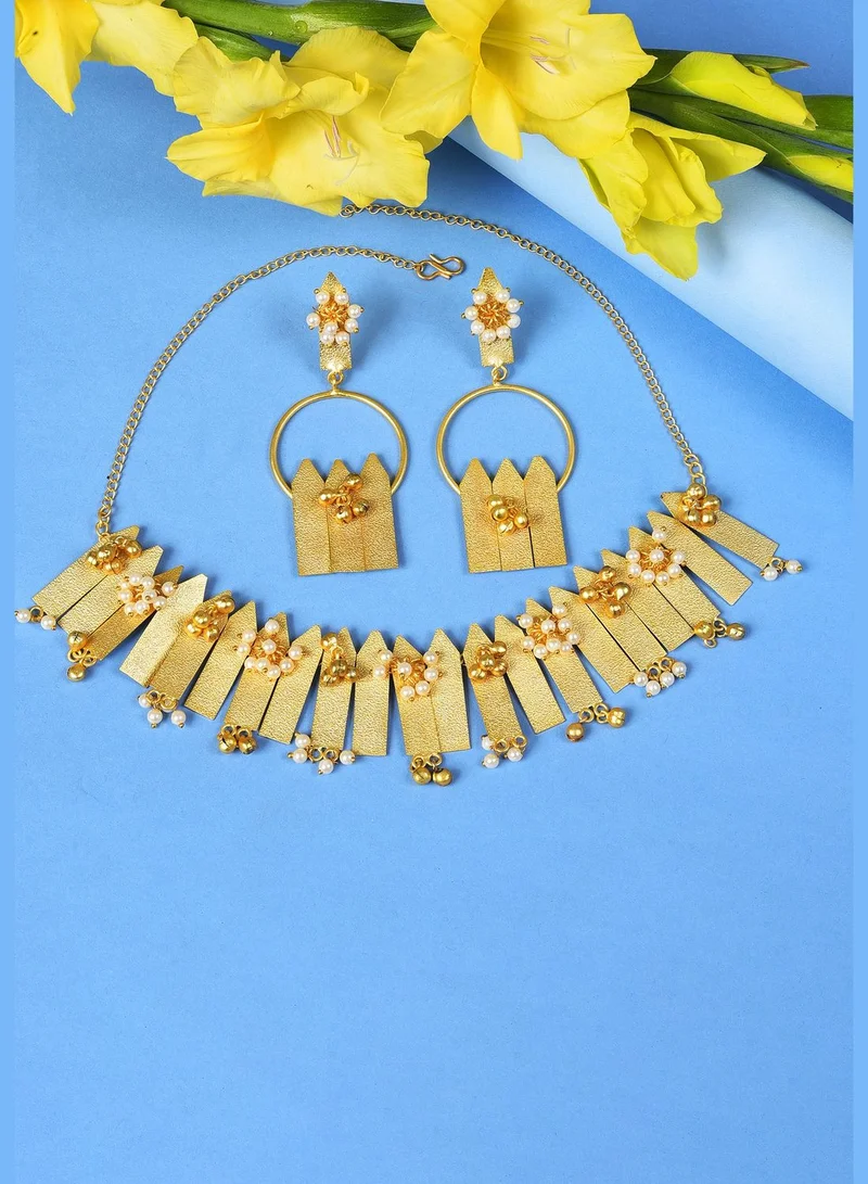 SOHI Gold Plated Pearls Necklace and Earrings Set
