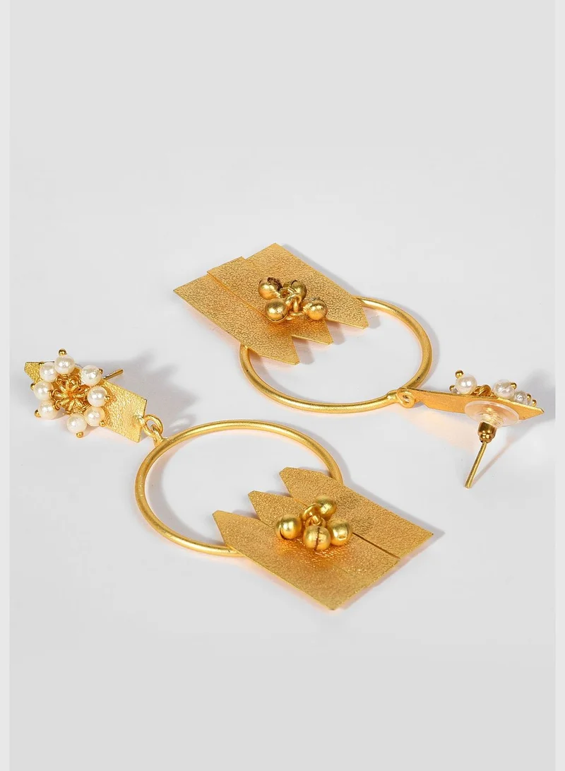 SOHI Gold Plated Pearls Necklace and Earrings Set