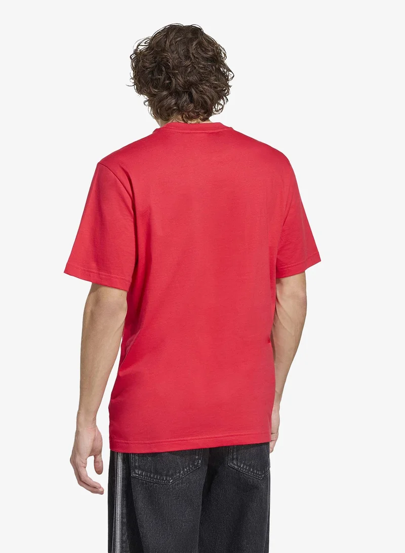 اديداس تيشيرت ليفربول بتصميم موسمي