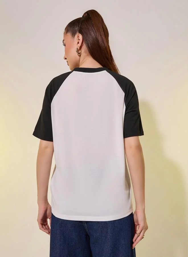 تايك تو Raglan Sleeve Graphic Print T-Shirt