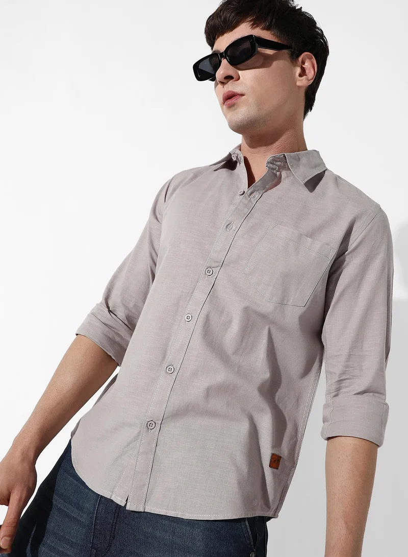 كامبوس سوترا قميص رجالي ذو قصة عادية باللون البيج