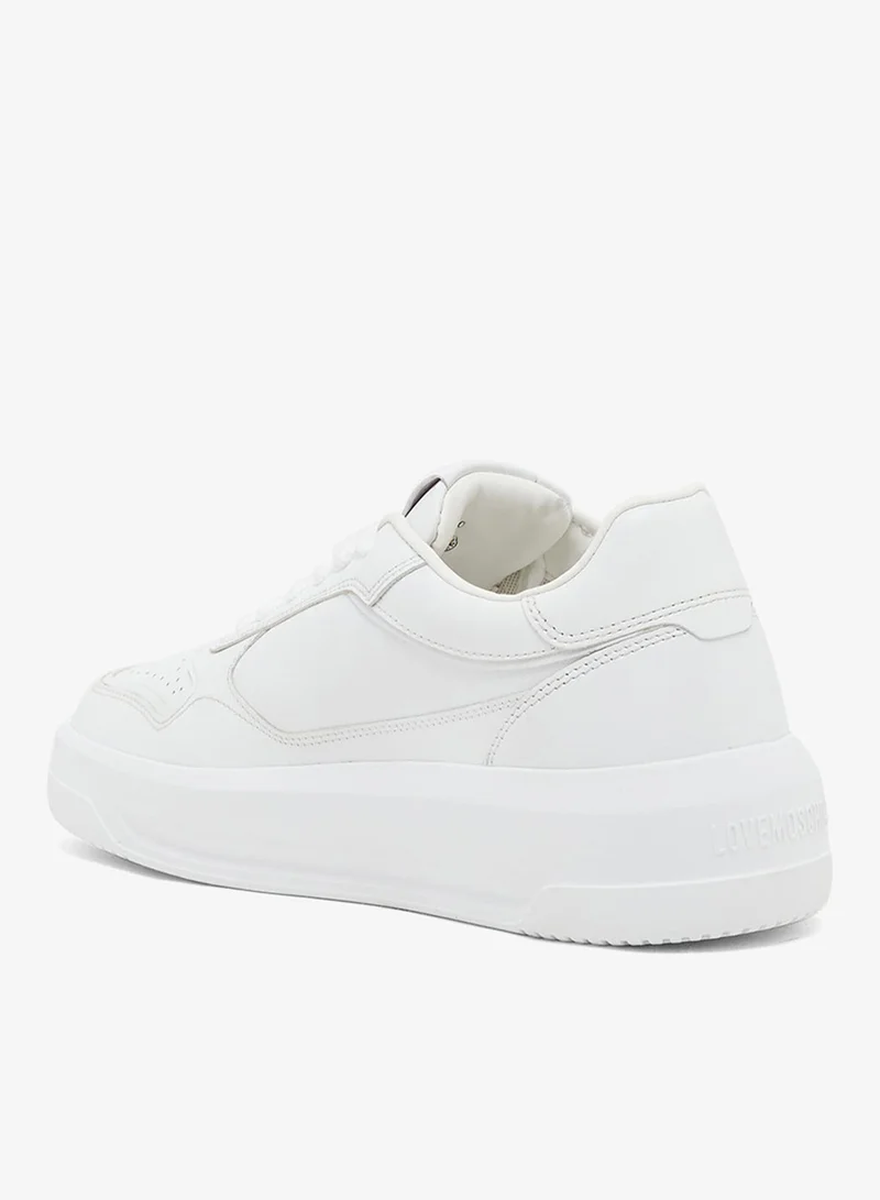 لوف موسكينو حذاء رياضي منخفض بشعار