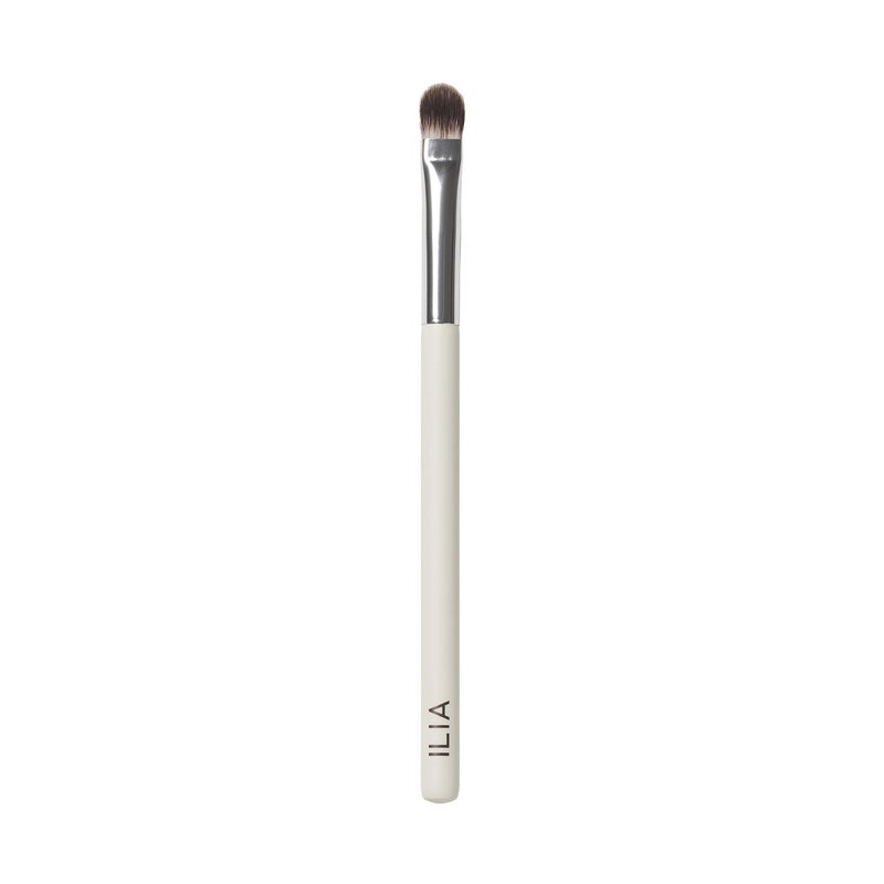 ILIA - Shadow Brush | Flat, Tapered Head Made with FSC Certified Wood, Aluminum, + Soft, Vegan Bristles | Pack, Press, + Sweep Eyeshadow | Expertly Crafted | Non-Toxic, Vegan, Cruelty-Free, Recyclable - Image 1
