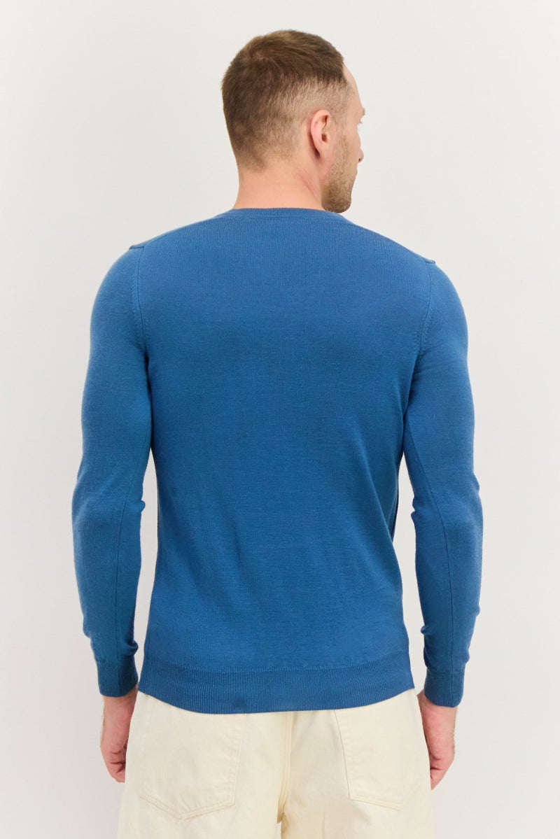 Lyle & Scott Men V Neck Embroidered Logo Long Sleeve Sweater, Slate Blue - Image 3
