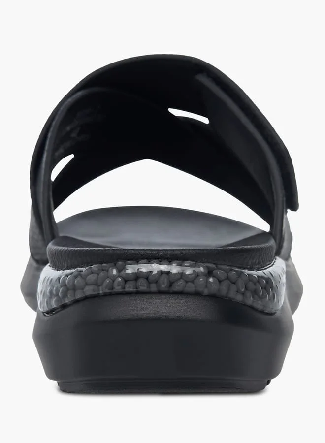 لو كونفورت Mens Solid Cross Strap Slip-On Sandals