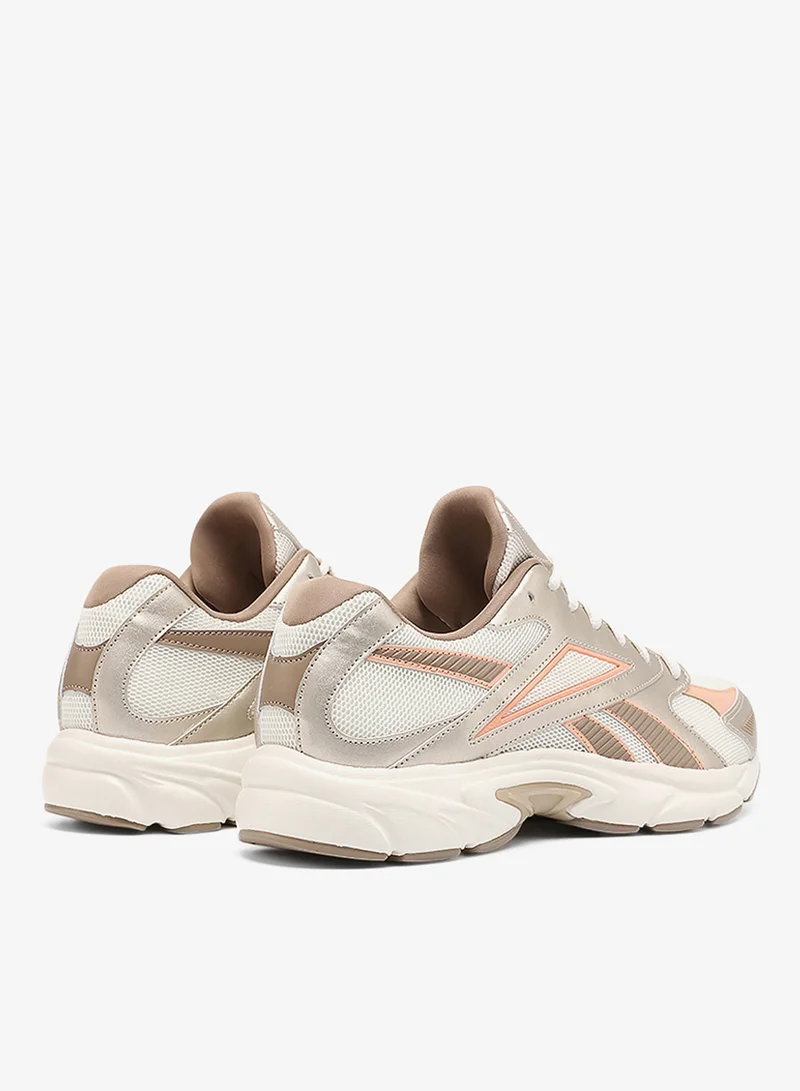 Reebok Chalk/Sleekmetallic/Grainygrey Road Prime for Men | Best Price UAE