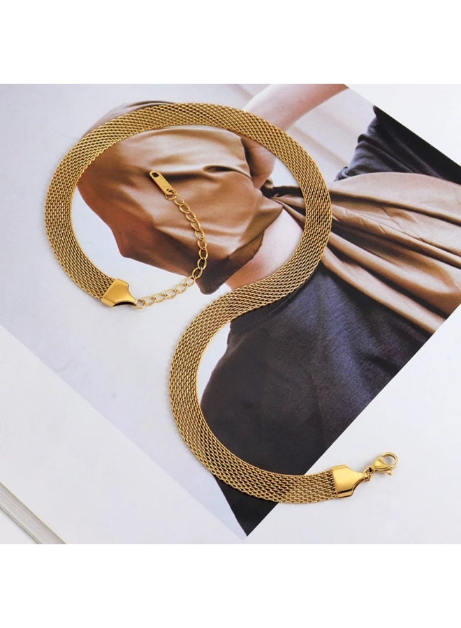 Luxuria Elegant and fashionable stainless steel necklace, made of 18k gold, with an Italian mesh design, stainless steel chain, braided zigzag pattern, 4.4mm size, perfect gift for women on Christmas and Valentine's Day, shiny surface. - Image 3