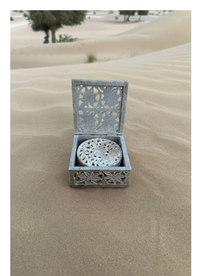 تحفة لوكس طقم كوستر رخام بنقش النخيل  قطع مع علبة رخام متطابقة