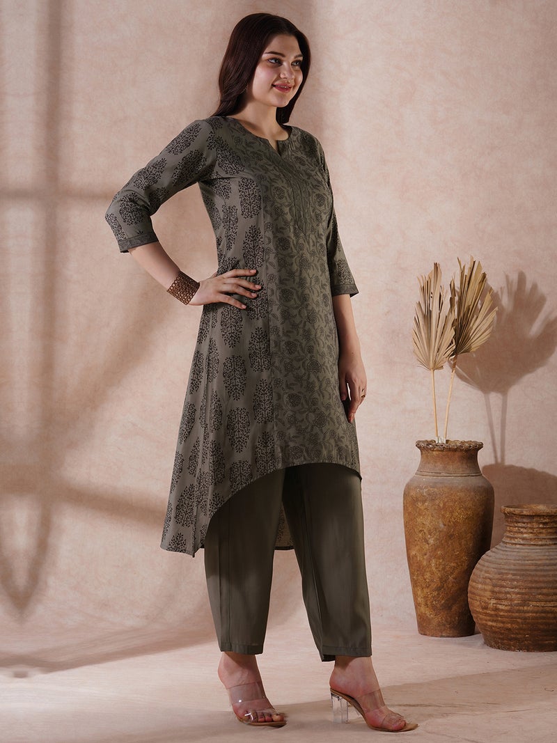 globus Globus Women Grey Round Neck Allover Floral Print High-Low Hem A-Line Kurta With Pants Festive Set  - Image 2