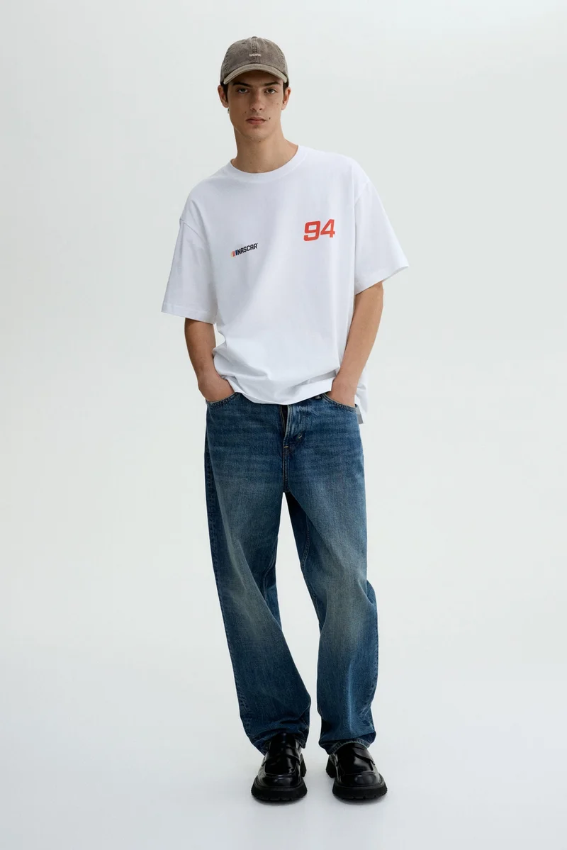 اتش اند ام تي-شيرت بقصة مريحة