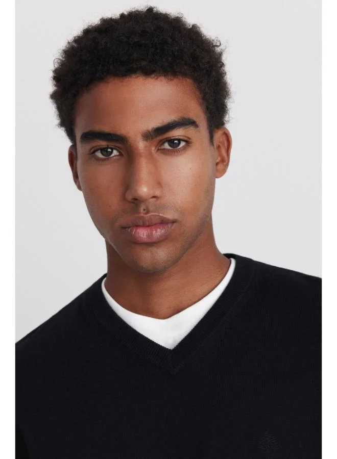 Springfield  V-neck basic jumper for Men | Best Price UAE