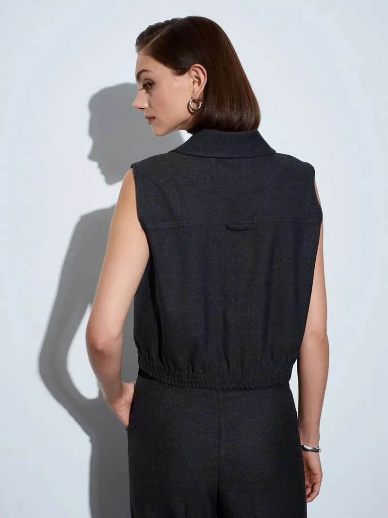 ديلفين DILVIN Women's Woven Crepe Waistcoat With Zipper