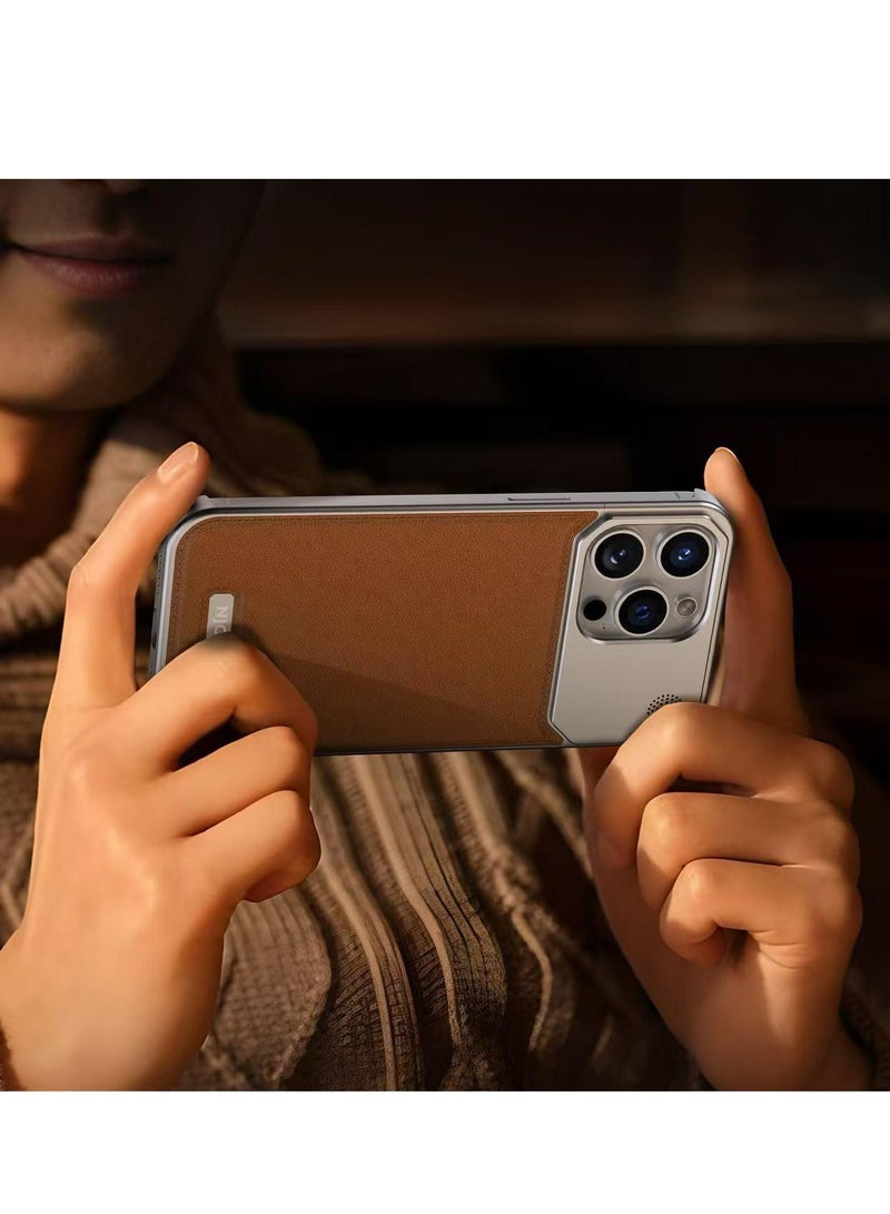 بلو فاير غلاف آيفون 16 برو ماكس الفاخر من الألومنيوم والجلد - تصميم أنيق، متوافق مع ماج سيف، مزود بموزع عطر مدمج - حماية متينة خفيفة الوزن، شاحن لاسلكي، غلاف فاخر (فضي تيتانيوم) - Image 5