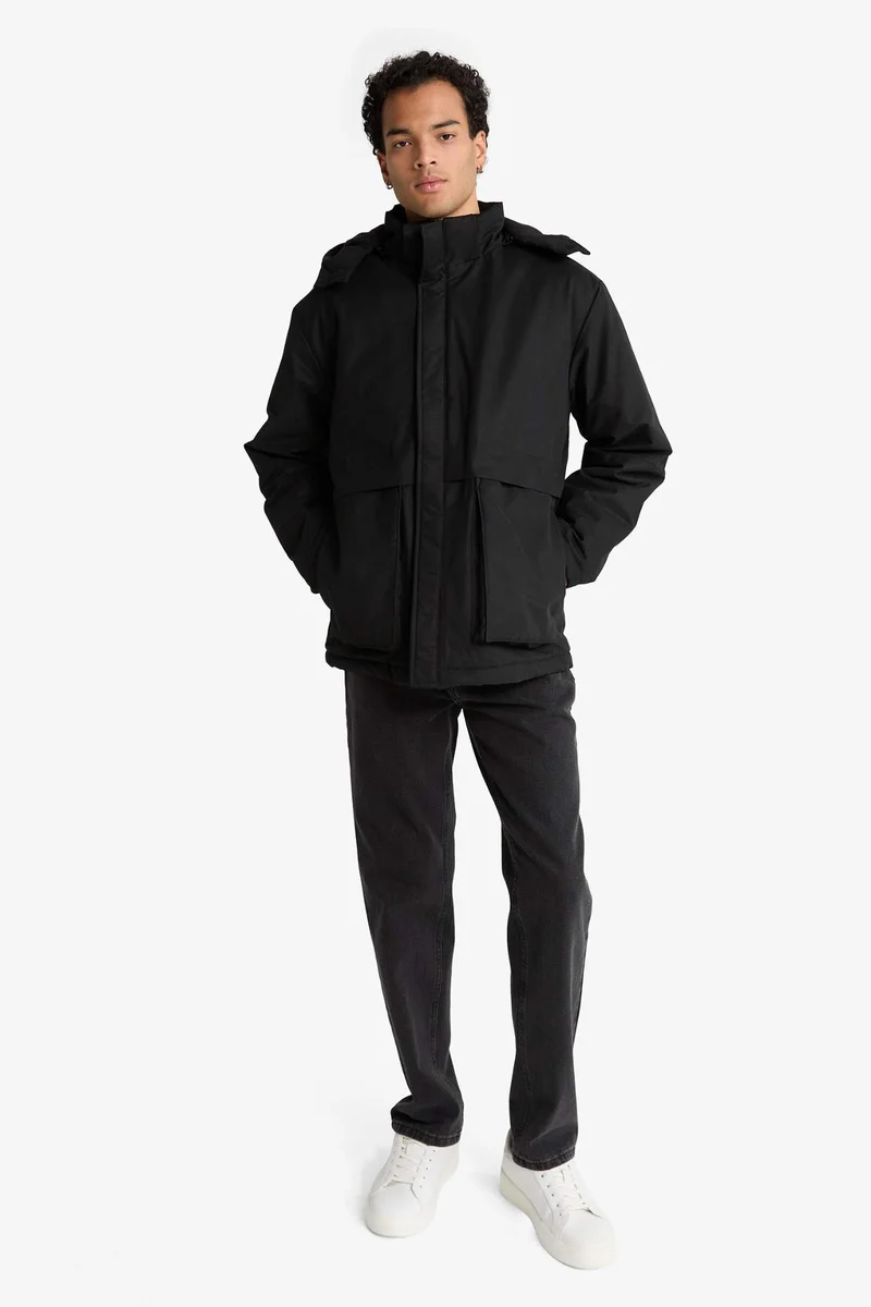 ديفاكتو Waterproof Slim Fit Puffer Jacket