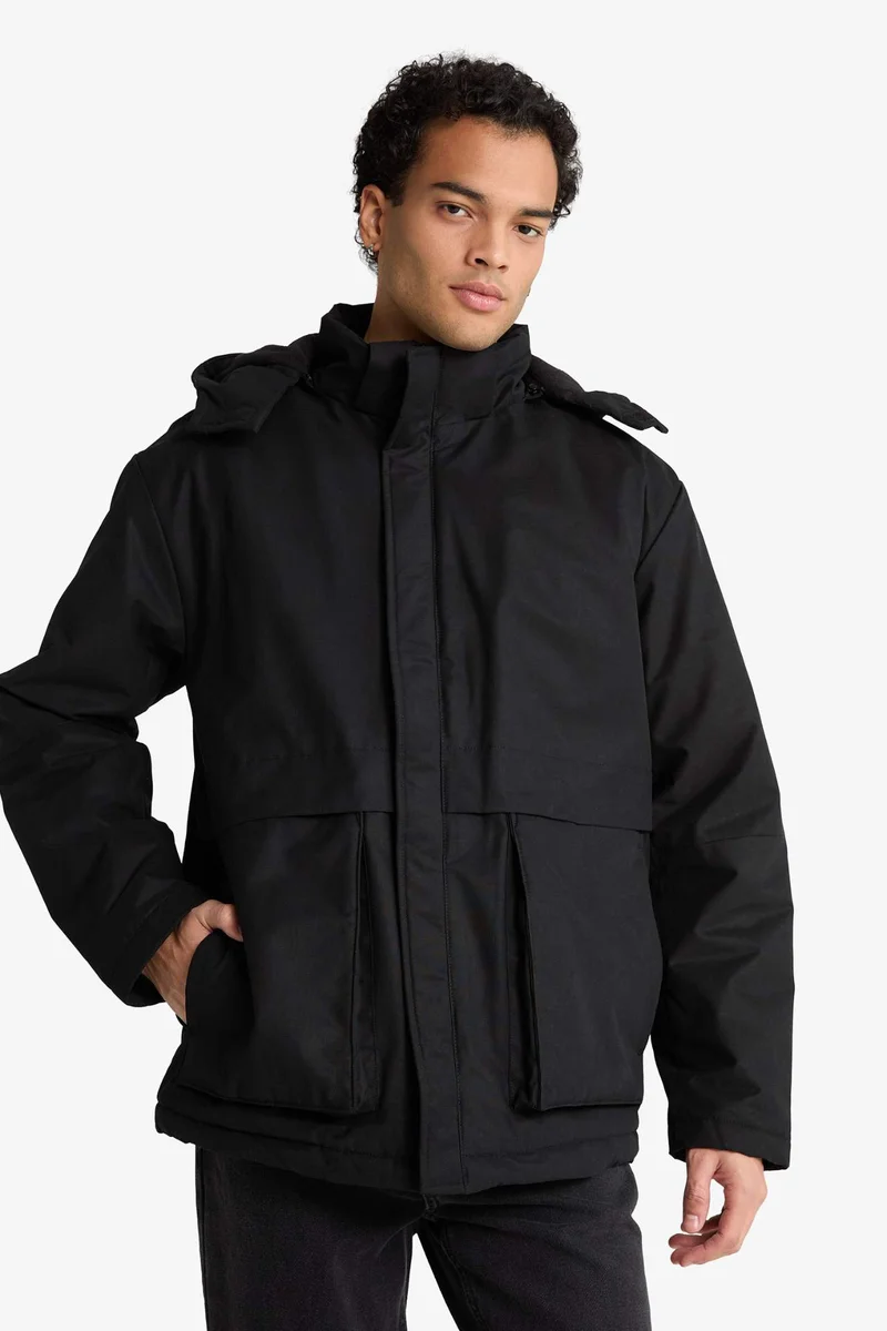 ديفاكتو Waterproof Slim Fit Puffer Jacket