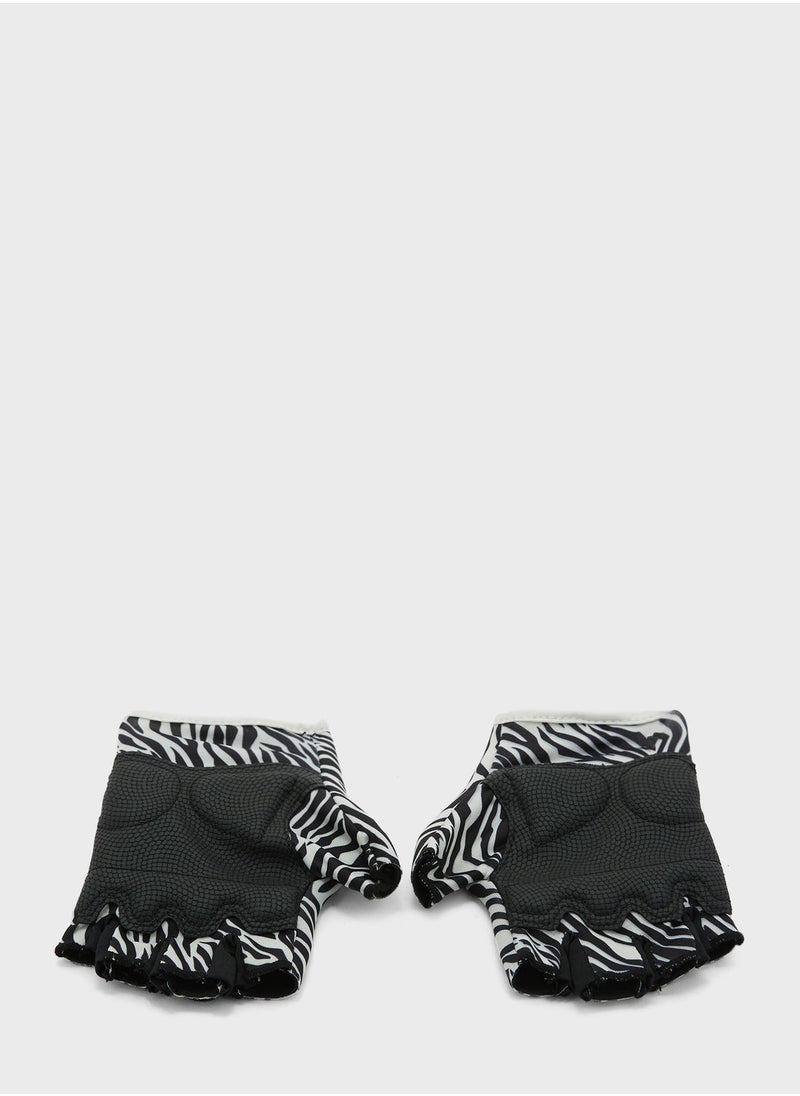 PUMA - At Shift Gloves - Image 1