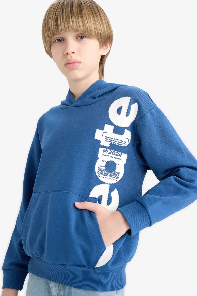 ديفاكتو Boy Hooded Kangaroo Pocket Printed Sweatshirt