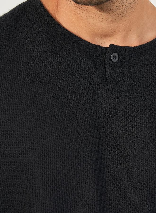 Styli Oversized Honeycomb Textured Knit T-Shirt  - Image 4