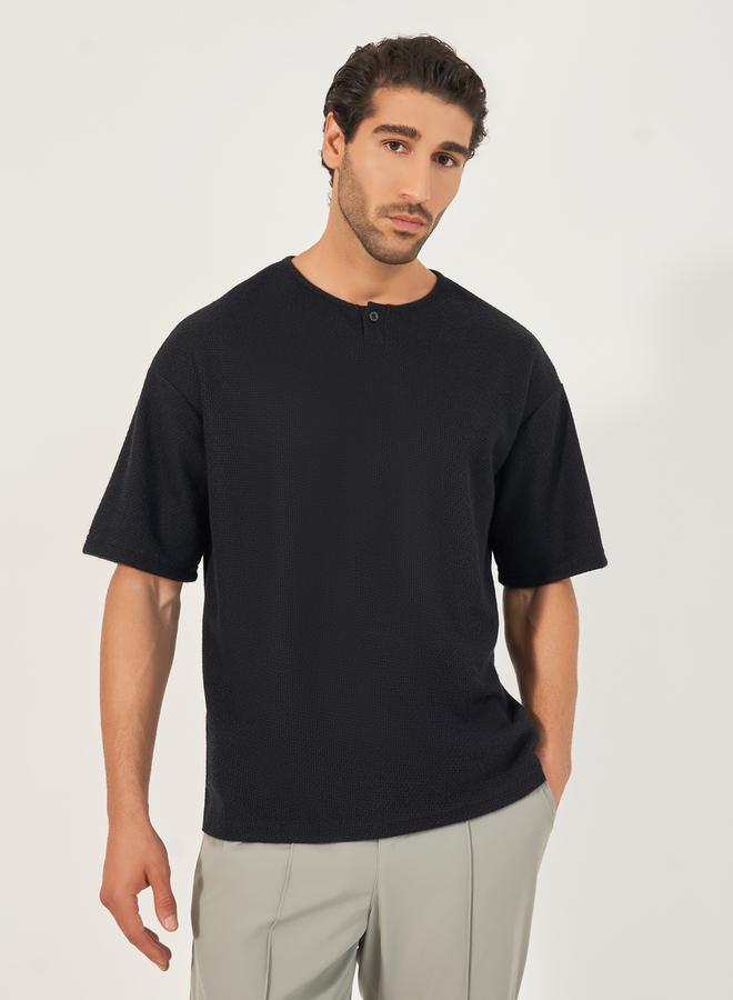 Styli Oversized Honeycomb Textured Knit T-Shirt  - Image 2