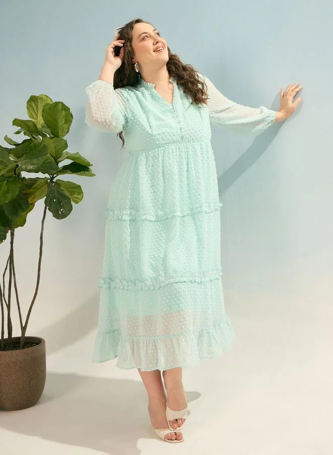 ساسافراس فستان ميدي بمقاس كبير وخيوط دوبي مع أزرار