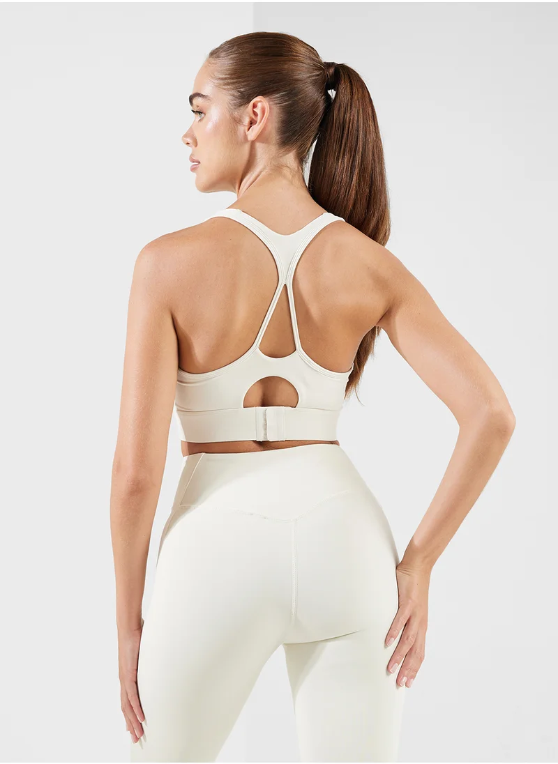 FRWD Medium Coverage Back Cutout Detail Sports Bra With Clasp