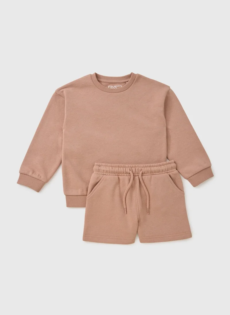 ماتلان طقم سويت شيرت وشورت للأولاد بنقشة الفطر