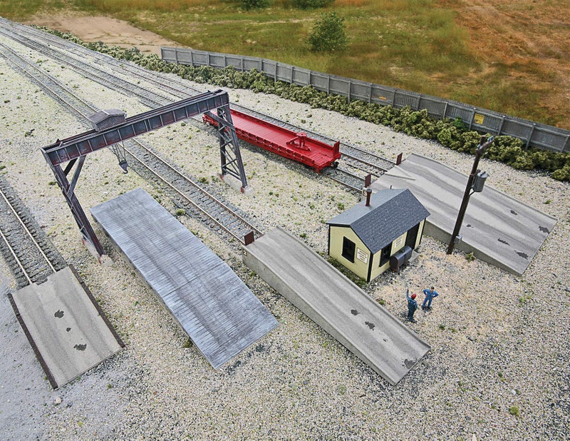 Walthers Cornerstone Piggyback Ramps Kit Train - Image 1