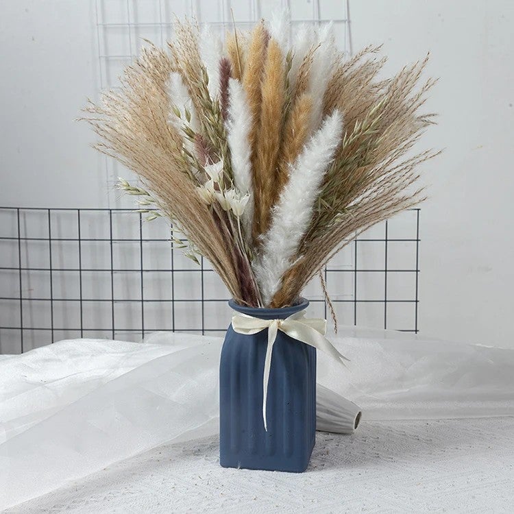 Y&D Large Natural Dried Pampas Grass - 3-4 Ft Tall, Natural Brown, Perfect for Home Decor & Wedding Flower Arrangements, Dried Plants Included - Image 3