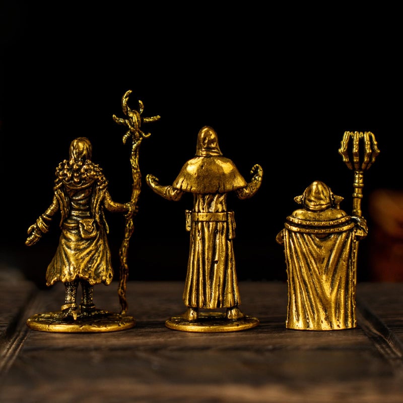 CHOVY Solid Brass Dark Mage Statues - Retro Design Crow Figures Collectible Figurines for Desk, Home Decor & Art Display Handcrafted Craftwork for Collectors - Image 4
