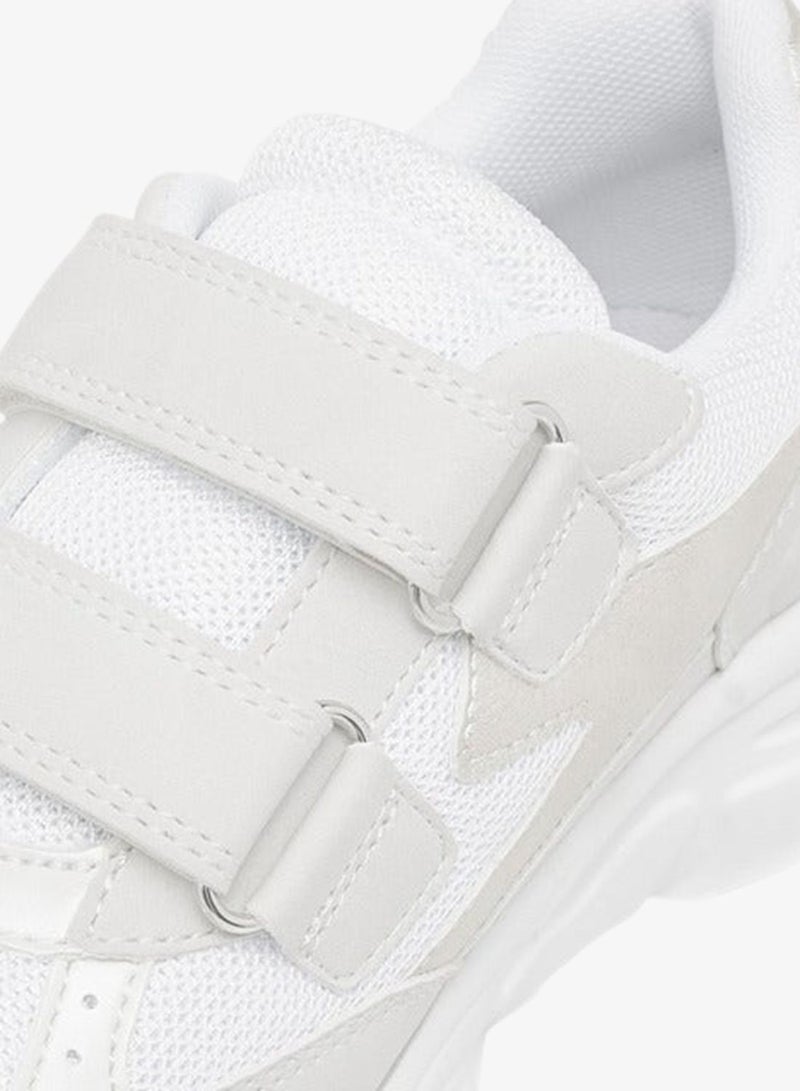 Little Missy Girls Panelled Sneakers with Hook and Loop Closure - Image 4