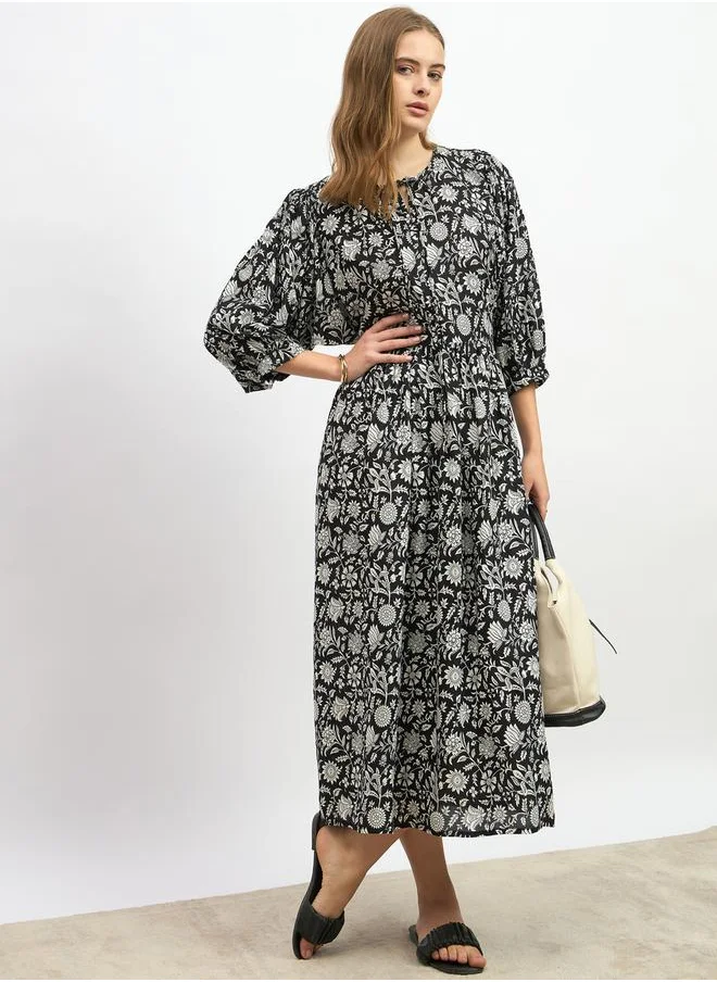 Styli Floral Printed A-Line Midi Dress