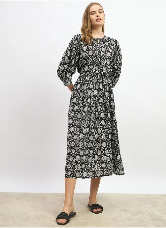 Styli Floral Printed A-Line Midi Dress