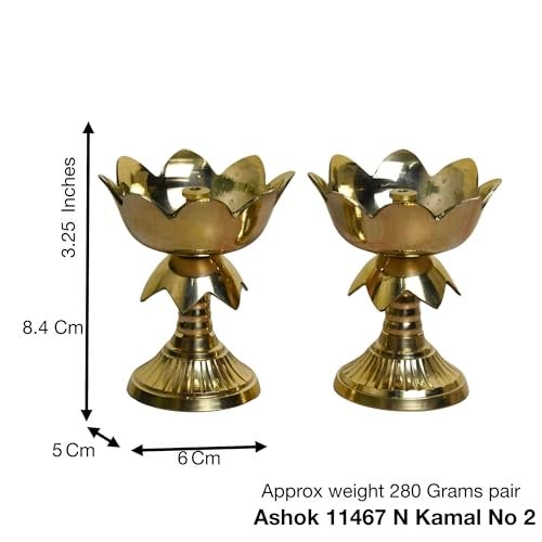 Neetu Arts Pure Brass Kamal Akhand Nanda Diya – Traditional Oil Lamp for Pooja & Home Temple (3.25 Inches, Pack of 2) - Image 2